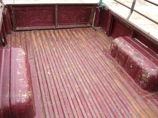 ขายนิสสัน SD23 เครื่องดีเซล 2.2 เกียร์ธรรมดา 5 เกียร์  ภายในสวยเบาะหนังสวย ไม่มีขาด แอร์มีพร้อม ตัวถังสีมีริ้วรอย คัสซีสวย ไม่มีผุ เครื่องแน่นวิ่งดี ช่วงล่างดี คอกเหล็กพร้อม แม็ก15" รถขับดีครับ ภาษีปี58 เอกสารพร้อม ขายถูกครับ