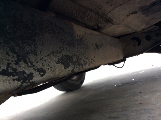 ขายนิสสัน SD23 เครื่องดีเซล 2.2 เกียร์ธรรมดา 5 เกียร์  ภายในสวยเบาะหนังสวย ไม่มีขาด แอร์มีพร้อม ตัวถังสีมีริ้วรอย คัสซีสวย ไม่มีผุ เครื่องแน่นวิ่งดี ช่วงล่างดี คอกเหล็กพร้อม แม็ก15" รถขับดีครับ ภาษีปี58 เอกสารพร้อม ขายถูกครับ