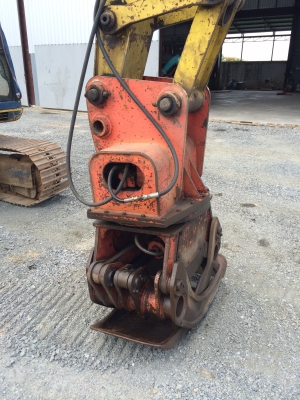 ตัวคีบไม้ หมุนได้รอบทิศทาง ราคาไม่แพง