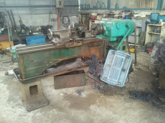 ขายเครื่องกลึง6ฟุตtaching 1000bกับเครื่องกลึง5ฟุตเยอรมันครับแพคคู่