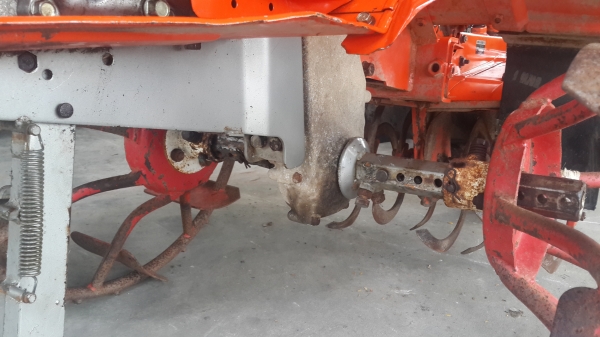 รถพรวนดิน รหัส g-21 รถพรวนดิน รหัส g-21