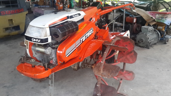 รถพรวนดิน รหัส g-21