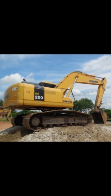 ขายโคมัสสุ. Pc200. รุ่น7เอกสารเล่มพร้อมโอน. รถสวยมากครับ. เจ้าของขายเอง. ต่อลองได้ครับ. 0897088772. 0946241270.