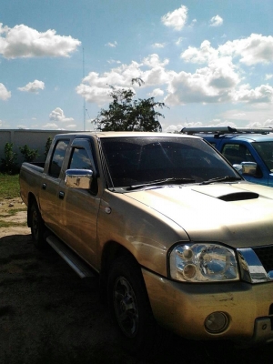 ขายนิสสัน 4 ประตู ปี 2006 ขายนิสสัน 4 ประตู ปี 2006