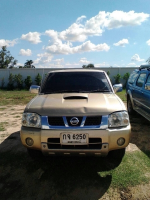 ขายนิสสัน 4 ประตู ปี 2006