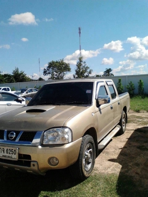 ขายนิสสัน 4 ประตู ปี 2006 ขายนิสสัน 4 ประตู ปี 2006