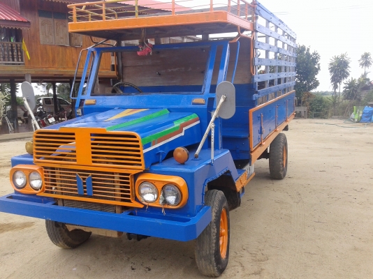 ขายรถอีแต๋น คัตซีหน้า4ลากข้าวได้5-6เกวียนสภาพพร้อมใช้