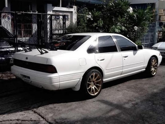 ขาย เซฟิโร่ A31 เกียร์ออโต้ เครื่องเสียงชุดใหญ่ แม็ก 17" สีขาวมุข 118000