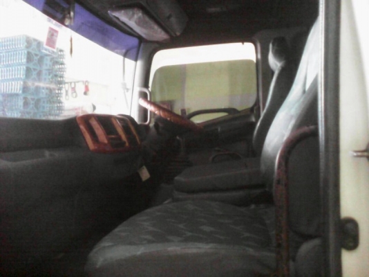 รถฮีโน่ 10 ล้อ ตู้เย็น 220 แรงม้า. ปี 47 สนใจติดต่อ 081 - 6079515 รถฮีโน่ 10 ล้อ ตู้เย็น 220 แรงม้า. ปี 47 สนใจติดต่อ 081 - 6079515