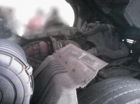 รถฮีโน่ 10 ล้อ ตู้เย็น 220 แรงม้า. ปี 47 สนใจติดต่อ 081 - 6079515 รถฮีโน่ 10 ล้อ ตู้เย็น 220 แรงม้า. ปี 47 สนใจติดต่อ 081 - 6079515