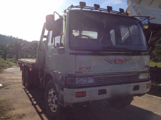 รถฮีโน่ 10 ล้อ ท้ายลาด FM3M  195 แรงม้า.  สนใจติดต่อ  081 - 6079515