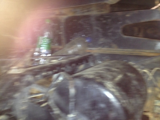 รถมิตซู  10  ล้อดั้ม  FN527M - TF   220 แรงม้า.  สนใจติดต่อ 081 - 6079515