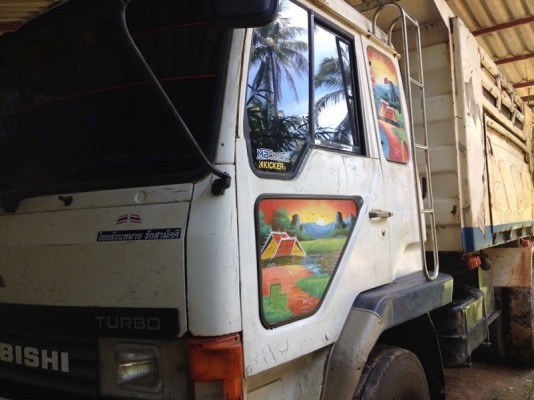 รถมิตซู  10  ล้อดั้ม  FN527M - TF   220 แรงม้า.  สนใจติดต่อ 081 - 6079515