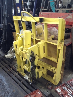 +++ ขายฮิ้งค์โฟล์ค  TOYOYA 5FD25 , KOMATSU FD25-11 , T.C.M. FD30  +++