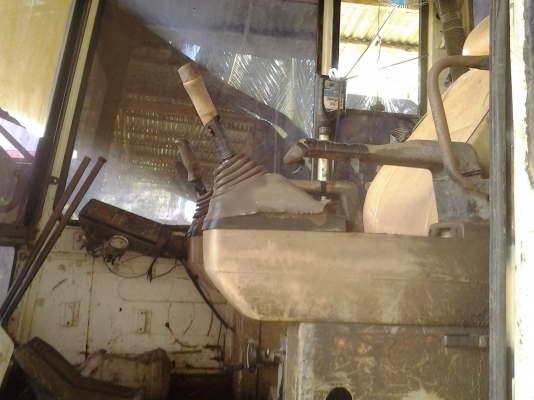 KOMATSU  PC   200  รุ่น  5