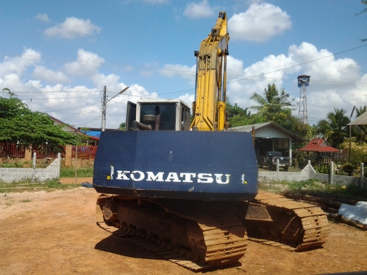 KOMATSU  PC   200  รุ่น  5