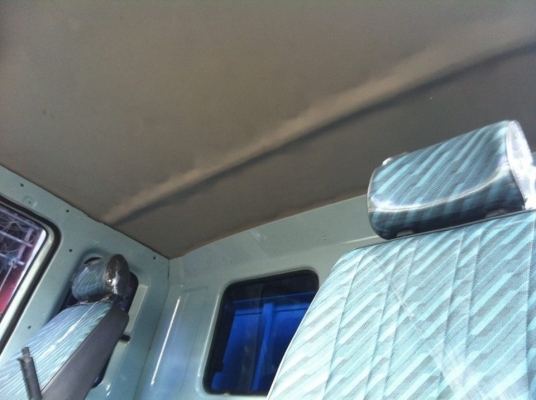 ขาย10ล้อร็อกกี้ เพลาเดียว พื้นเรียบ รถห้างแท้ สวยพร้อมใช้ครับ