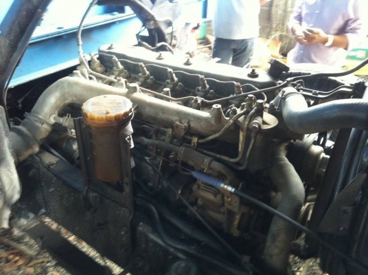 ขาย10ล้อร็อกกี้ เพลาเดียว พื้นเรียบ รถห้างแท้ สวยพร้อมใช้ครับ