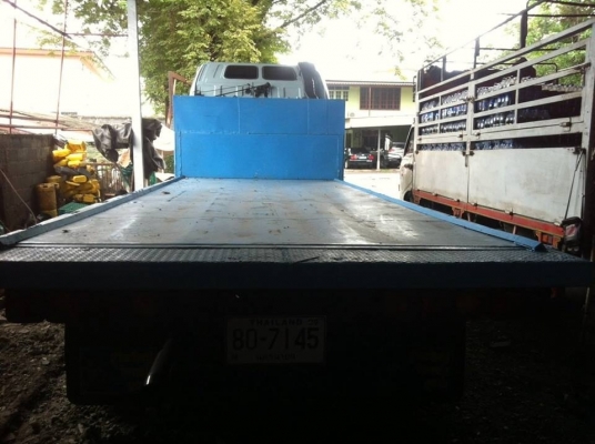 ขาย10ล้อร็อกกี้ เพลาเดียว พื้นเรียบ รถห้างแท้ สวยพร้อมใช้ครับ