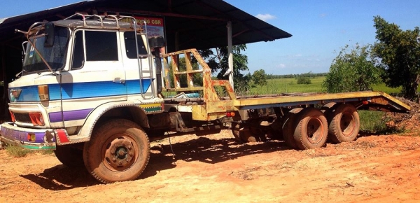 **285,000 บ.ต่อรอง**ขาย10ล้อ1เพลาท้ายลาด ขึ้นแบคโฮ120 ISUZU TX 6BB1-145แรง วางหัวKT925 เครื่องดีฟิตมาใหม่ แน่น แรง เกียร์ดีไม่มีหลุด ช่วงล่างเดิม คัสซีดี ไม่ผะ มีบวมบ้าง เสริมเหล็กบน-ล่างหนาแข็งแรง หางขึ้นแบคโฮสภาพดี พื้นโอเค เหล็กหนาแข็งแรงไม่มีผุ หัวเก๋