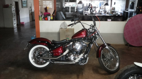 **76,000 บ.ต่อรอง**ฝากขาย บิ๊กไบค์ KAWASAKI VULCAN400 เครื่อง เกียร์ ช่วงล่าง แน่น ทรงสวย สีสันสวย ยางดี พร้อมใช้งาน เอกสาร Inv./สรรพสามิตร ราคาต่อรองได้นิดหน่อยเด้อ พี่น้องครับ