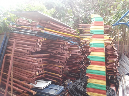 ขายนั่งร้าน สูง 1.7 ม. กว้าง 1.2 ม.