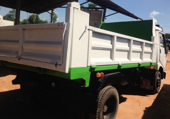 **655,000 บ.ต่อรอง**ขาย6ล้อดั้มดิน5คิว สวยๆ HINO FB2WEKA ซุปเปอร์เสี่ย วางเครื่องJO5C-150แรง แห้งๆแน่นๆ ไม่มีเยิ้ม เกียร์ดีไม่มีหลุด ช่วงล่างFหน้า-หลัง คัสซีสวยเดิม ไม่ปะไม่ดาม ไม่มีบวม กระบะดั้มเหล็ก5ตัน3.60ม.ยิงหน้าสภาพสวย พื้นสวยข้างสวยไม่มีผุ หัวเก๋งส