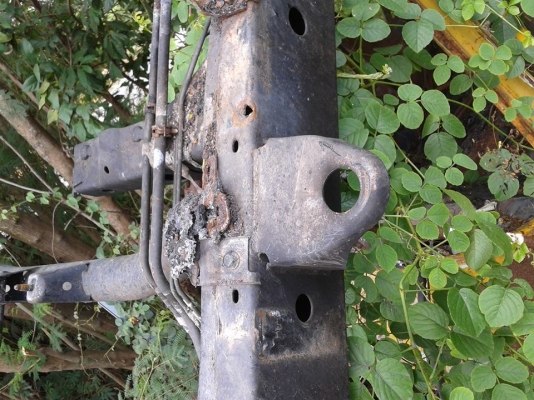 แชสซี MITSUBISHI TRITON CAB สวย แชสซี MITSUBISHI TRITON CAB สวย