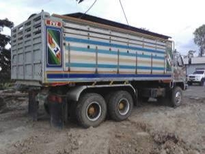 สิบล้อร็อก 240แรง 2เพลา สภาพดีสวยๆพร้อมลุย ทะเบียนพร้อม