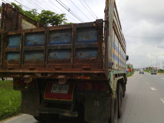 ***ขายแล้วครับขอบคุณ Truck2hand ขาย10ล้อ2เพลาดั้ม HINO F18 FM187LA วางเครื่องHO7D-195แรง(ลงเล่ม) เกียร์อีตั้น เครื่องดีแน่นดี แรง เกียร์ดีไม่หลุด ช่วงล่างเดิม คัสซีดีเดิมยังสวย มีบวมช่วงคอหน่อยนึง กับช่วงปลายทั้ง2ข้าง(ตามรูป) สโลวเดิมกระบะดั้มเนียมสภาพดี ***ขายแล้วครับขอบคุณ Truck2hand ขาย10ล้อ2เพลาดั้ม HINO F18 FM187LA วางเครื่องHO7D-195แรง(ลงเล่ม) เกียร์อีตั้น เครื่องดีแน่นดี แรง เกียร์ดีไม่หลุด ช่วงล่างเดิม คัสซีดีเดิมยังสวย มีบวมช่วงคอหน่อยนึง กับช่วงปลายทั้ง2ข้าง(ตามรูป) สโลวเดิมกระบะดั้มเนียมสภาพดี