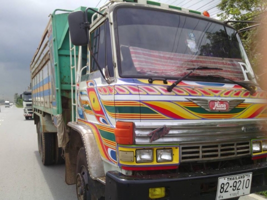 ***ขายแล้วครับขอบคุณ Truck2hand ขาย10ล้อ2เพลาดั้ม HINO F18 FM187LA วางเครื่องHO7D-195แรง(ลงเล่ม) เกียร์อีตั้น เครื่องดีแน่นดี แรง เกียร์ดีไม่หลุด ช่วงล่างเดิม คัสซีดีเดิมยังสวย มีบวมช่วงคอหน่อยนึง กับช่วงปลายทั้ง2ข้าง(ตามรูป) สโลวเดิมกระบะดั้มเนียมสภาพดี ***ขายแล้วครับขอบคุณ Truck2hand ขาย10ล้อ2เพลาดั้ม HINO F18 FM187LA วางเครื่องHO7D-195แรง(ลงเล่ม) เกียร์อีตั้น เครื่องดีแน่นดี แรง เกียร์ดีไม่หลุด ช่วงล่างเดิม คัสซีดีเดิมยังสวย มีบวมช่วงคอหน่อยนึง กับช่วงปลายทั้ง2ข้าง(ตามรูป) สโลวเดิมกระบะดั้มเนียมสภาพดี