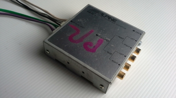 Alpine...RCA Adaptor กล่องแปลงสัญญาณสายลำโพงเป็น RCA แบบ 4 แชแนล