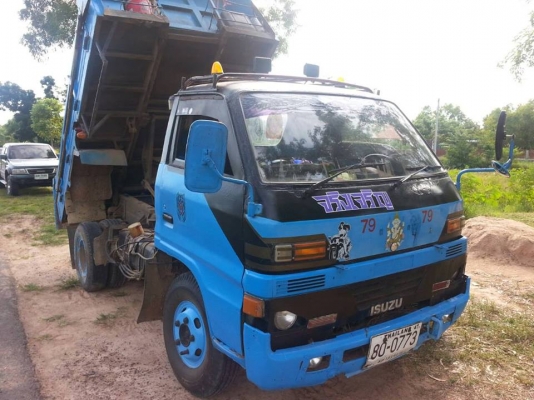 ขายรถดั้มISUZU TL100แรง ดั้ม3คิว สภาพสวยพร้อมใช้งาน เอกสารพร้อมโอน สนใจโทร 090-8588220คุณนะ ID:narong498 หรือ www.truck.in.th/498  FB:ณรงค์ ซื้อขายรถมือสอง จัดไฟแนนซ์ได้ เงื่อนไขง่ายๆวันเดียวรับรถ