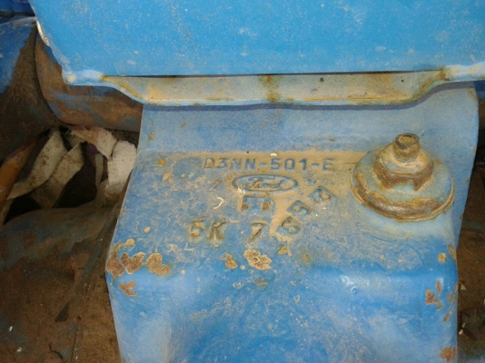 ขายรถไถ ฟร์อดFORD 6600เสื้อลาย สภาพพร้อมลุยงาน อุปกรณ์ครบ ใบดันหน้า ผานหลัง เครื่องดี ปั๊มดี