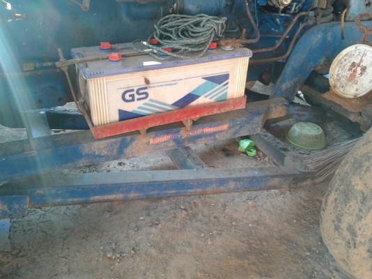 ขายรถไถ ฟร์อดFORD 6600เสื้อลาย สภาพพร้อมลุยงาน อุปกรณ์ครบ ใบดันหน้า ผานหลัง เครื่องดี ปั๊มดี