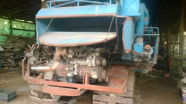 ขายรถเกี่ยวรองกระสอบ ราคาถูก สภาพดี ใช้งานได้ เครื่องHINO 210เทอร์โบ หน้าเกี่ยว3ม. ช่วงล่างดี เกี่ยวเร็ว พร้อมใช้งาน สนใจโทร090-8588220คุณนะ ID:narong498 หรือwww.truck.in.th/498