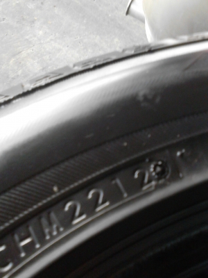 205/55R16 BRIDGESTONE TURANZA AR10  ( เบอร์CHM2212 ทั้ง 4เส้น )   TEL.081-427-3941