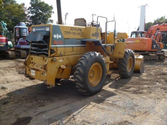 รถตักล้อยาง Komatsu WA100-1#21456 มือสอง ญี่ปุ่น สนใจโทร. 080-6565422 (หนิง)