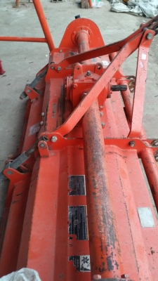 ขายโรตารี่ สำหรับรถไถ 47 แรง    RX180