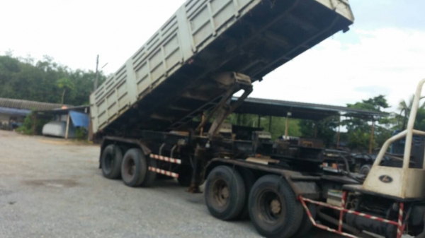 หางลูกพ่วงดั้ม2คานแท้ๆของSMM สามมิตร หางสวยพร้อมใช้ ปี*39ไม่เคยหล่น...เดิมลอนเฉียงเปลื่ยนใหม่แบบที่เห็น..