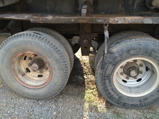 หางลูกพ่วงดั้ม2คานแท้ๆของSMM สามมิตร หางสวยพร้อมใช้ ปี*39ไม่เคยหล่น...เดิมลอนเฉียงเปลื่ยนใหม่แบบที่เห็น..