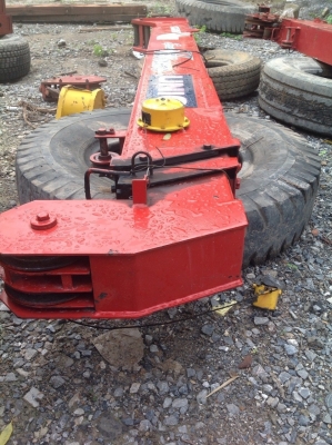 เครนเก่านอก ติดหลังรถบรรทุก UNIC  3 ton ใหม่มากครับ