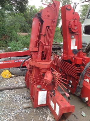 เครนติดหลังรถบรรทุก  เก่านอกแท้ ๆ  UNIC ใหม่มากๆ 4 ปอก 3 ชัก