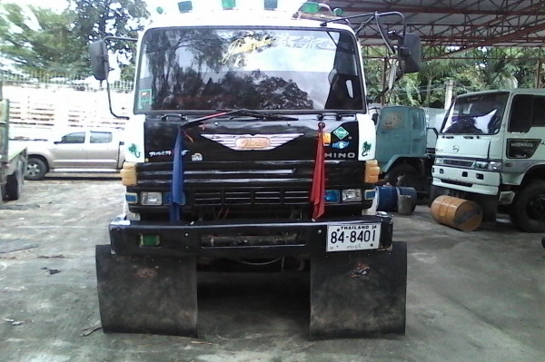 ขายรถ 10 ล้อ HINO ซูโม 227 / 2 เพลาดั้ม
