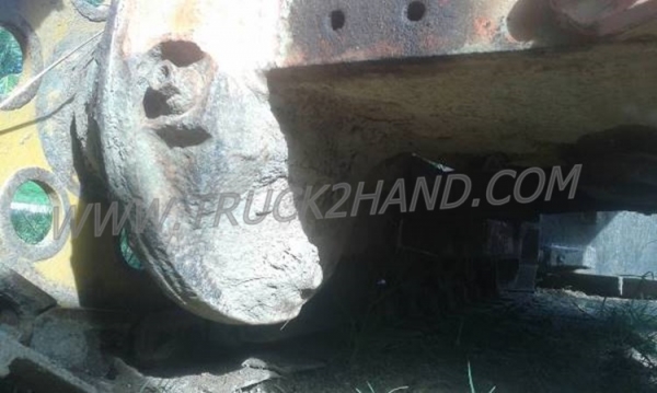 แทร็คเตอร์ KOMATSU รุ่น D 20 P-5 4 สูบ แทร็คเตอร์ KOMATSU รุ่น D 20 P-5 4 สูบ