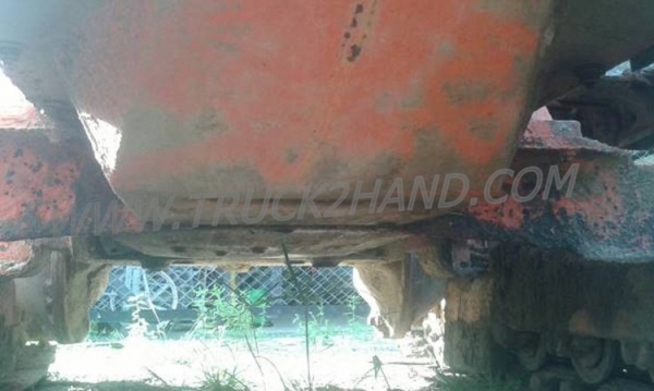 แทร็คเตอร์ KOMATSU รุ่น D 20 P-5 4 สูบ แทร็คเตอร์ KOMATSU รุ่น D 20 P-5 4 สูบ