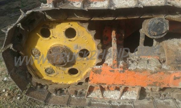 แทร็คเตอร์ KOMATSU รุ่น D 20 P-5 4 สูบ แทร็คเตอร์ KOMATSU รุ่น D 20 P-5 4 สูบ