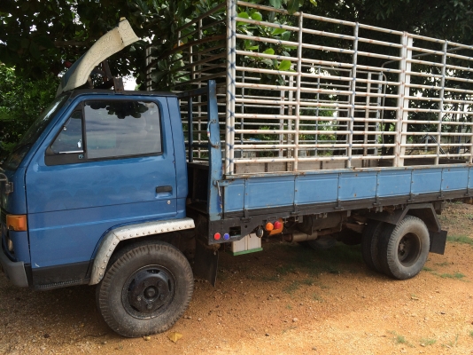 6ล้อ115แรง ISUZU ปี*2519 เครื่อง4BD1-136878 คัสซีโค๊ต 7719340