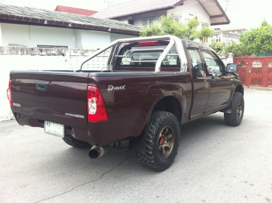 ขายรถบ้านมือเดียว D-MAX 06 2.5 i-TEQ แต่งยกสูงครับ ขายรถบ้านมือเดียว D-MAX 06 2.5 i-TEQ แต่งยกสูงครับ