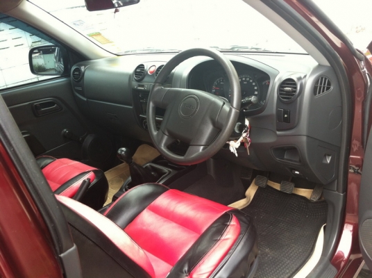 ขายรถบ้านมือเดียว D-MAX 06 2.5 i-TEQ แต่งยกสูงครับ ขายรถบ้านมือเดียว D-MAX 06 2.5 i-TEQ แต่งยกสูงครับ